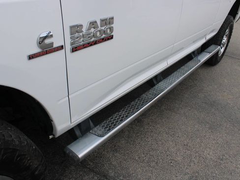 Used 2018 RAM 2500 Tradesman w/ Chrome Appearance Group image 9
