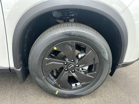 New 2026 Nissan Rogue SV AWD/4WD image 11