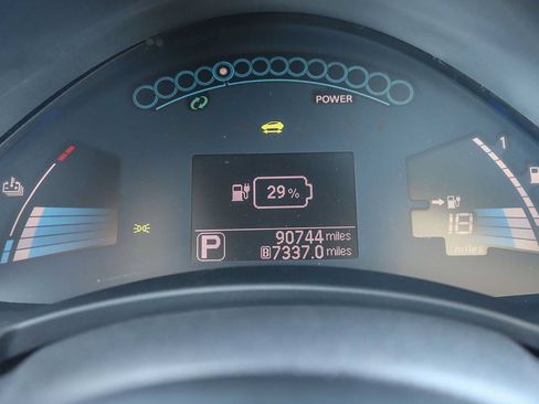 Used 2013 Nissan Leaf S FWD image 22