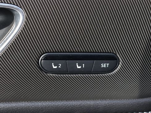 Certified 2025 INFINITI QX80 Luxe image 16