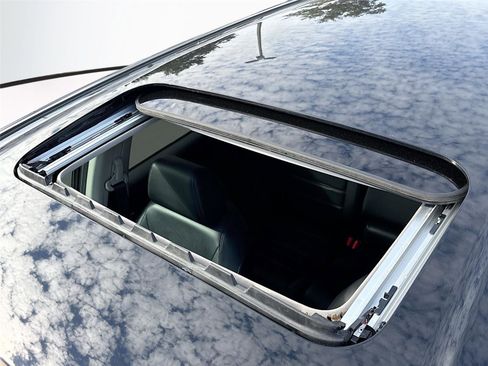 Certified 2025 Honda CR-V EX-L image 25