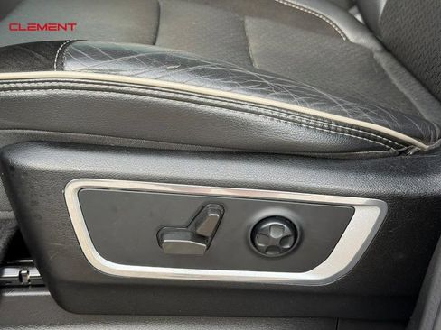 Used 2021 RAM 1500 Laramie AWD/4WD image 23