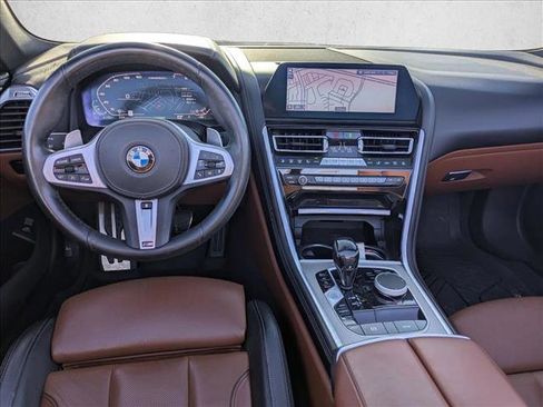 Used 2022 BMW M850i xDrive M850i xDrive w/ Driving Assistance Package image 15