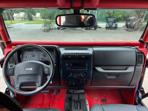Used 2006 Jeep Wrangler Unlimited image 23