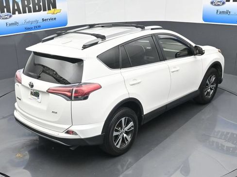 Used 2017 Toyota RAV4 XLE FWD image 23