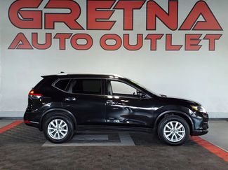Used 2018 Nissan Rogue SV w/ Premium Package AWD/4WD video 1