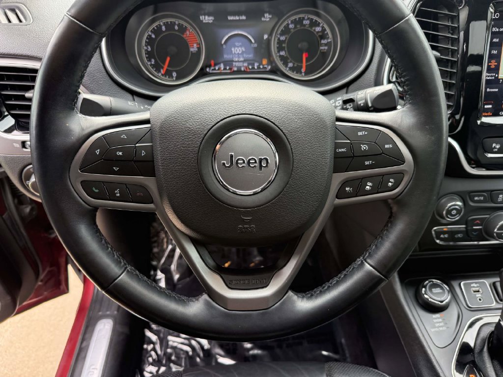 Used 2021 Jeep Cherokee Limited w/ Elite Package AWD/4WD image 20
