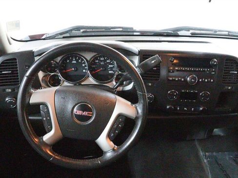 Used 2013 GMC Sierra 1500 SLE w/ Power Tech Package AWD/4WD image 8