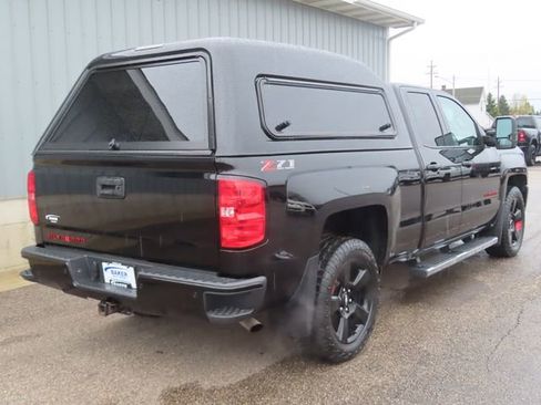 Used 2018 Chevrolet Silverado 1500 LT w/ Redline Edition AWD/4WD image 3