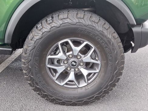 Used 2022 Ford Bronco Badlands AWD/4WD image 8