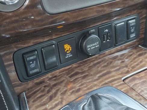 Used 2019 Nissan Armada SL w/ Premium Package image 19