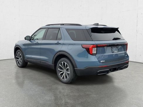 New 2026 Ford Explorer ST-Line image 5