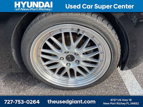 Used 2014 Hyundai Veloster w/ Style Package 02 image 5