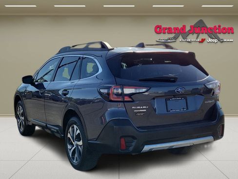 Used 2022 Subaru Outback Limited AWD/4WD image 5