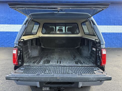 Used 2014 Ford F250 Lariat w/ Snow Plow Prep Package image 19