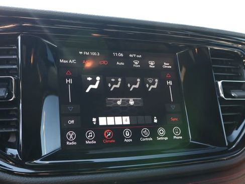 Used 2023 Dodge Durango GT image 17