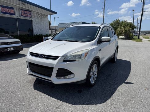 Used 2015 Ford Escape Titanium FWD image 1