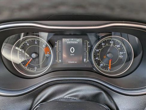 Used 2019 Jeep Cherokee Latitude w/ Cold Weather Group AWD/4WD image 11