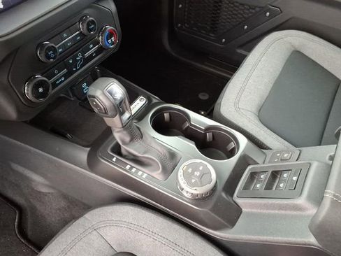 New 2025 Ford Bronco 4-Door AWD/4WD image 12