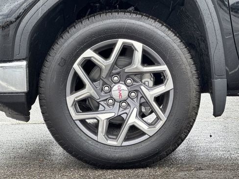 New 2026 GMC Sierra 1500 SLE w/ Preferred Package RWD image 24