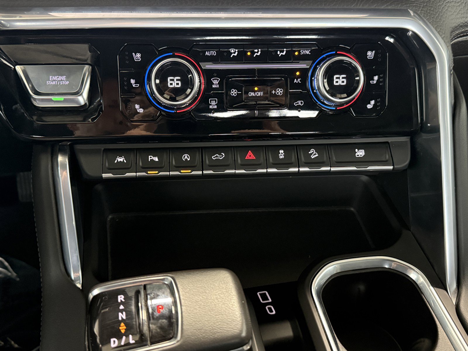Used 2022 GMC Sierra 1500 Denali AWD/4WD image 15