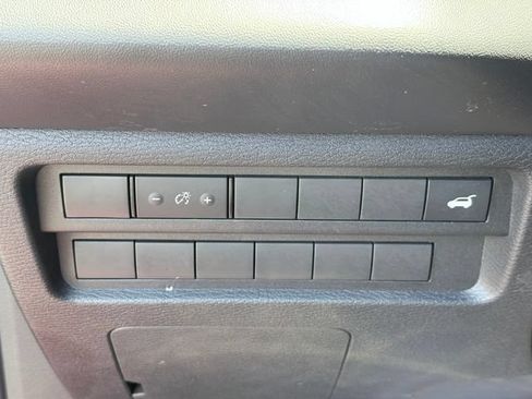 Used 2024 Mitsubishi Outlander SE FWD image 26