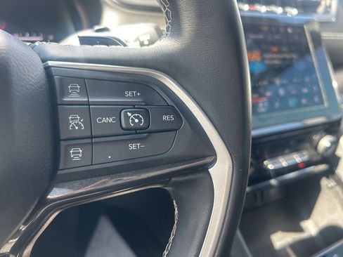 Certified 2021 Jeep Grand Cherokee L Laredo image 10