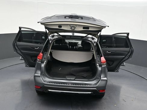 Used 2020 Nissan Rogue S w/ Special Edition Package FWD image 37