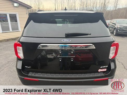 Used 2023 Ford Explorer XLT AWD/4WD image 7