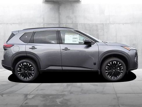 New 2026 Nissan Rogue SV image 5