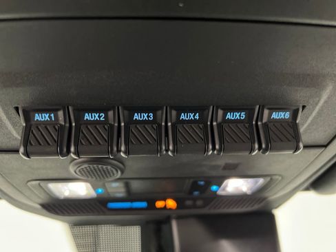 Used 2024 Ford Bronco Badlands AWD/4WD image 55