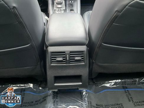 Used 2024 Mitsubishi Outlander SE image 40