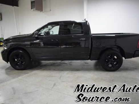 Used 2018 RAM 1500 Big Horn AWD/4WD image 3