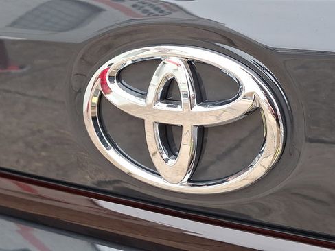 Used 2026 Toyota Corolla LE image 29