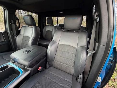 Used 2018 RAM 1500 Sport w/ Hydro Blue Sport Package AWD/4WD image 10