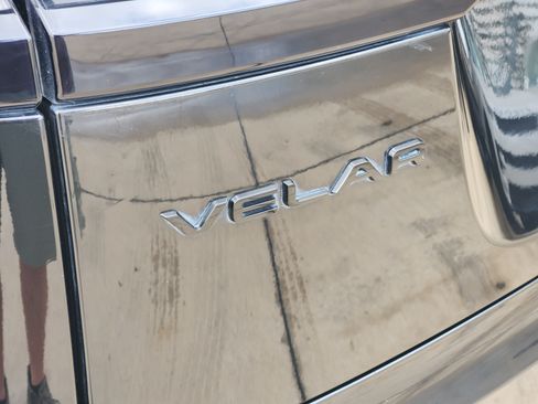 Used 2023 Land Rover Range Rover Velar R-Dynamic S AWD/4WD image 37