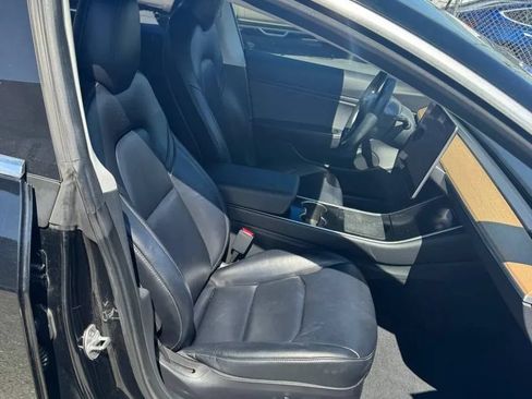 Used 2018 Tesla Model 3 Long Range AWD/4WD image 18