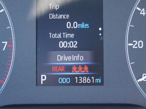 Used 2024 Toyota Corolla SE image 22