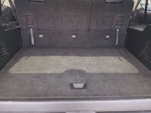 Used 2020 Chevrolet Suburban LT AWD/4WD image 33