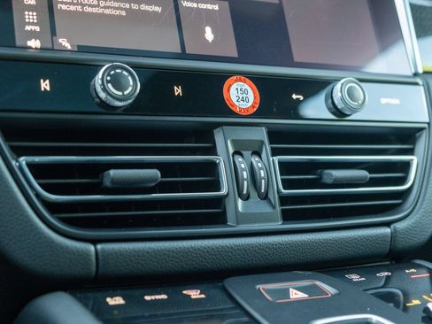 Certified 2023 Porsche Macan GTS AWD/4WD image 36