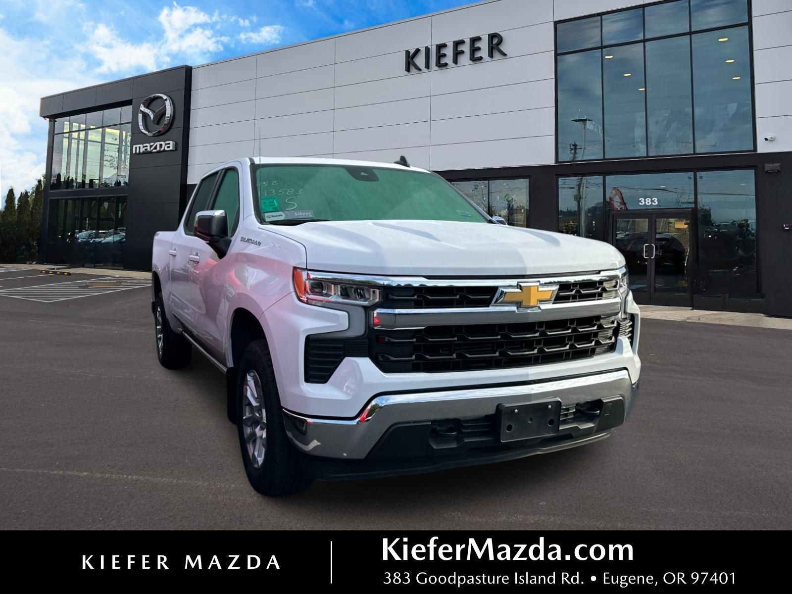Used 2023 Chevrolet Silverado 1500 LT w/ Protection Package AWD/4WD image 1