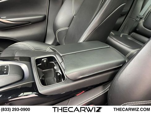 Used 2021 Aston Martin DBX AWD/4WD image 77