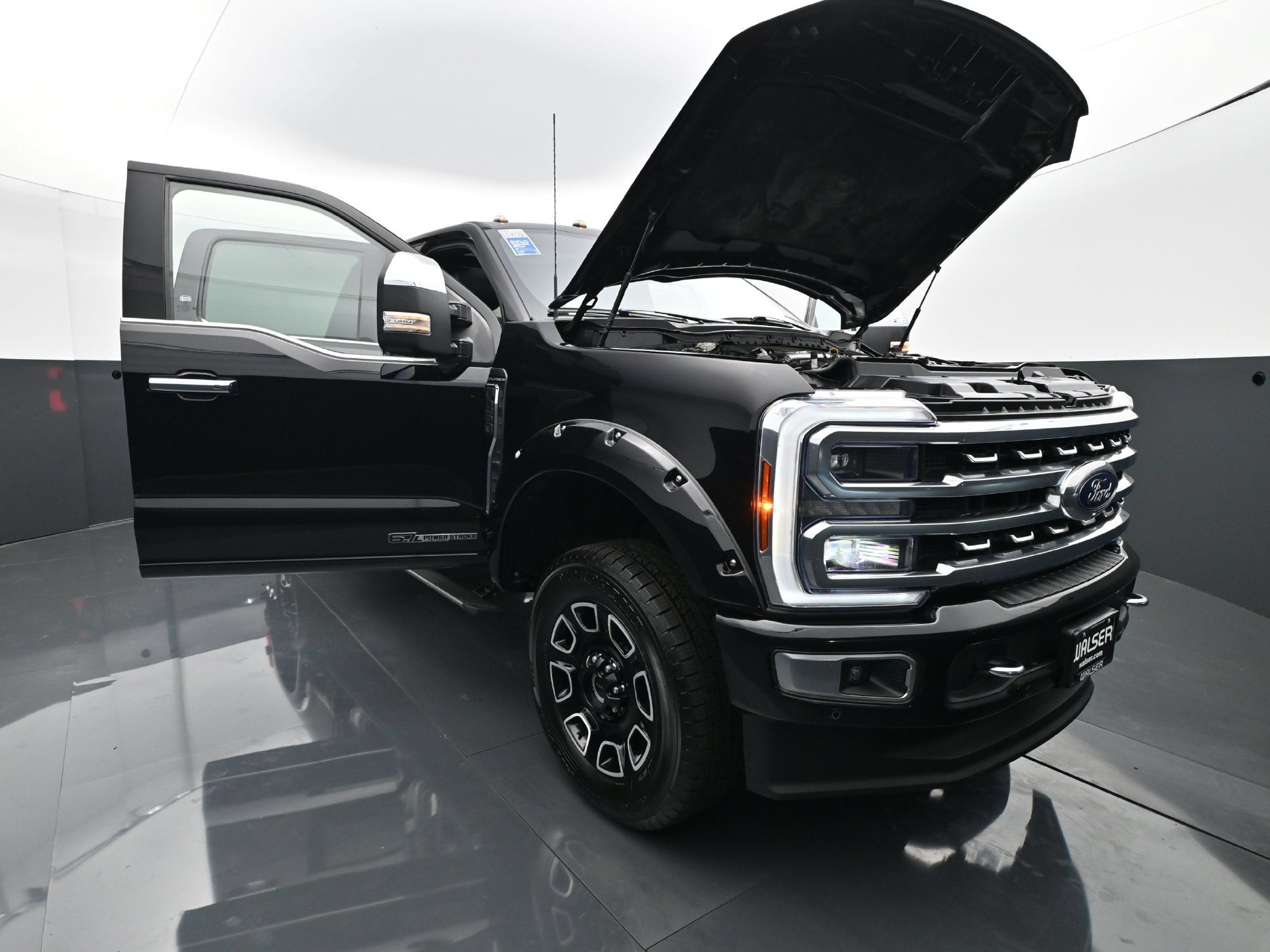 Used 2024 Ford F250 Platinum AWD/4WD image 38