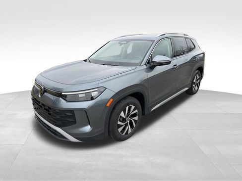 New 2026 Volkswagen Tiguan S image 1