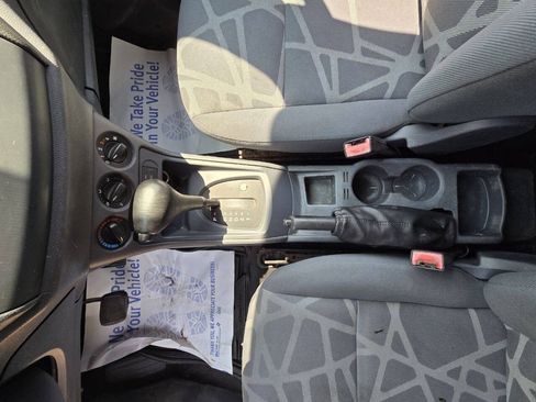 Used 2011 Ford Transit Connect XL FWD image 17