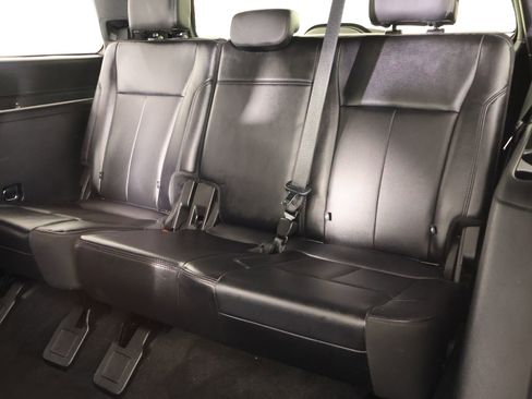 Used 2021 Ford Expedition XLT AWD/4WD image 14