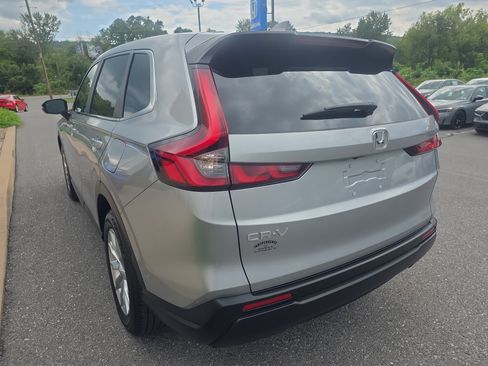 Used 2024 Honda CR-V EX image 7