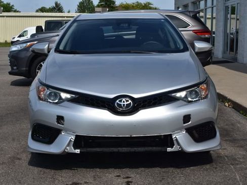 Used 2017 Toyota Corolla iM w/ Carpet Mat Package FWD image 10