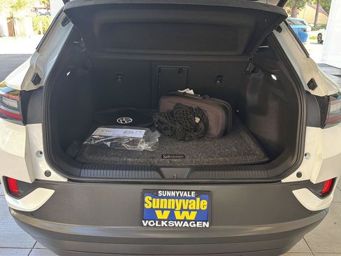 Used 2023 Volkswagen ID.4 Pro S AWD/4WD image 13
