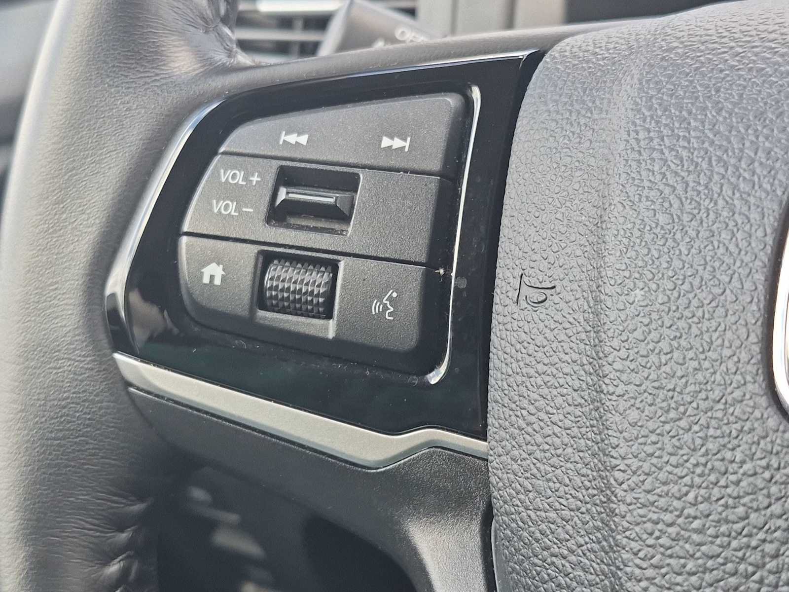 Certified 2025 Honda Odyssey EX-L image 24
